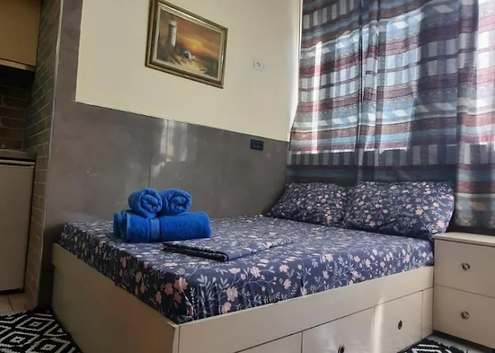 Διαμέρισμα Lovely And Quite Apt.