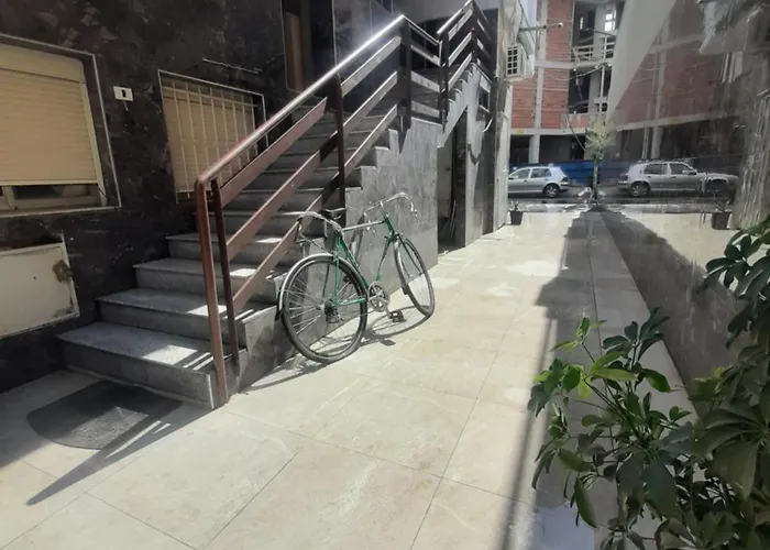 Lovely And Quite Apt. * Τίρανα